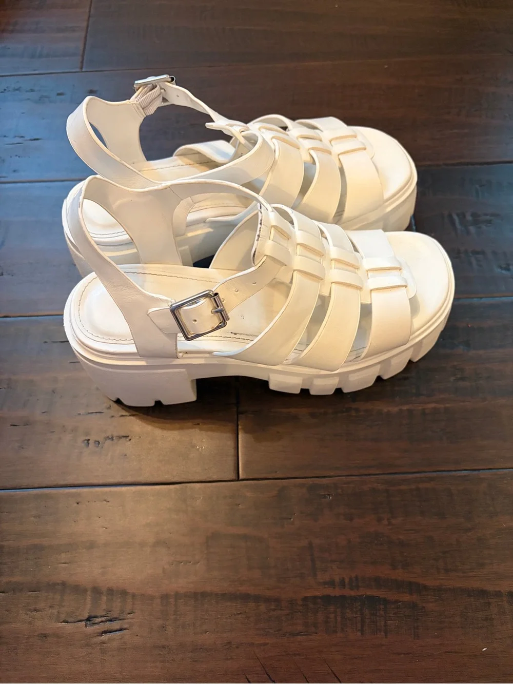 Madden Girl Platform Lug Sandal off white Buckle Strap 90s Y2K chunky block heel